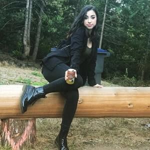 Meet your Posher, Isabella